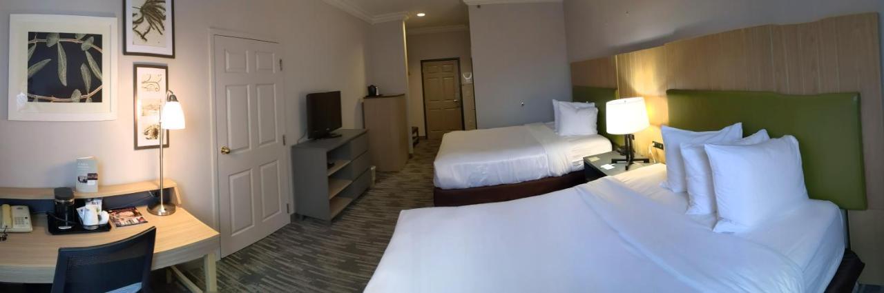 Country & By Radisson, Nashville, Tn Hotel